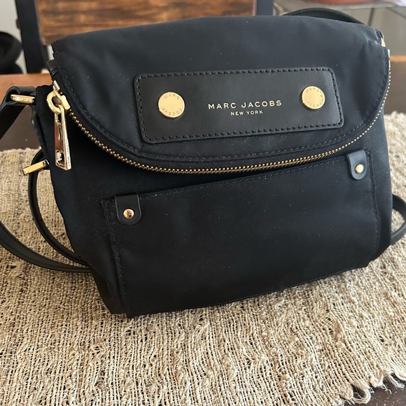 Marc Jacobs Preppy Nylon Mini Natasha Crossbody Bag Black EUC!! - Picture 3 of 12